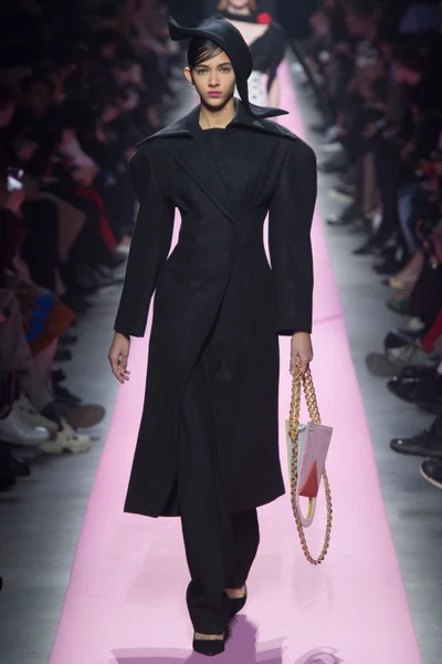 Look 34